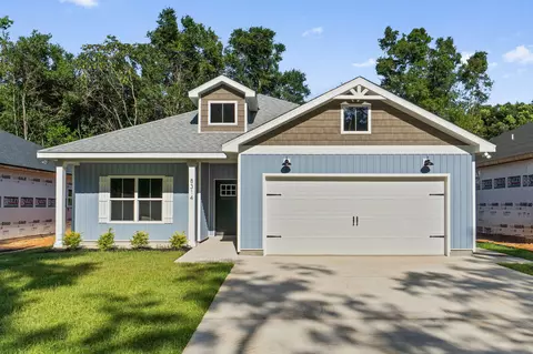 8314 Vickie St, Pensacola, FL 32514
