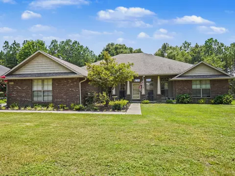 Exterior - 2606 Butterfly Aly, Crestview, FL 32536 photo 2 of 22