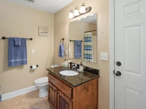 Bath - 2606 Butterfly Aly, Crestview, FL 32536 photo 6 of 7