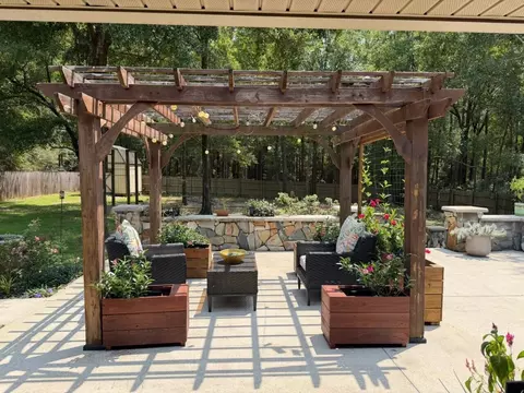 Exterior - 2606 Butterfly Aly, Crestview, FL 32536 photo 14 of 22