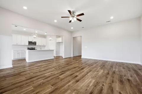 Living - 6124 Mildreds Way, Crestview, FL 32539 photo 5 of 6