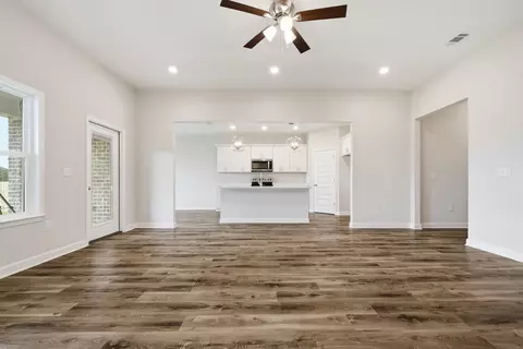 Living - 6124 Mildreds Way, Crestview, FL 32539 photo 4 of 6
