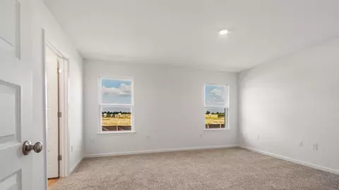 Bedroom - 96 Foxtrail Run, Freeport, FL 32439 photo 1 of 2