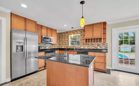 Kitchen - 536 Benning Dr, Destin, FL 32541 photo 1 of 2