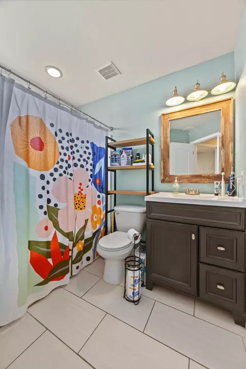 Bath - 520 Boulder St, Crestview, FL 32536 photo 5 of 5