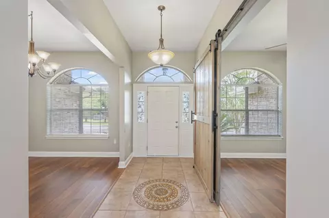 Entry Way - 307 Gauntlet Dr, Crestview, FL 32539 photo 1 of 2