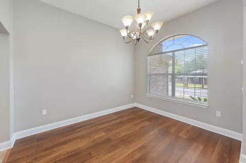Other - 307 Gauntlet Dr, Crestview, FL 32539 photo 5 of 9