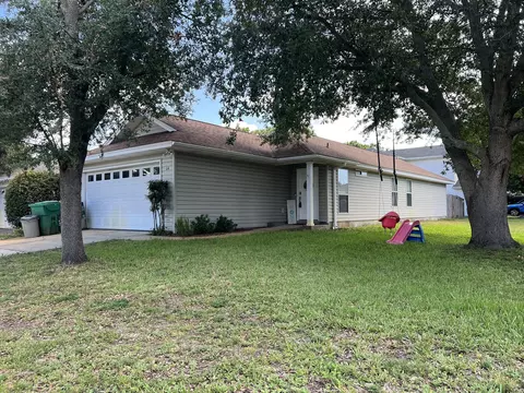 14 2nd St, Shalimar, FL 32579