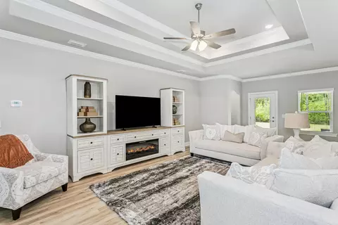 Living - 6617 Prosperity Ln, Milton, FL 32570 photo 1 of 2