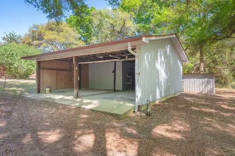 Exterior - 5630 Buck Ward Rd, Baker, FL 32531 photo 9 of 13