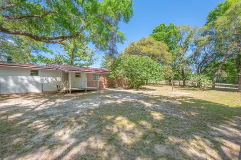 Exterior - 5630 Buck Ward Rd, Baker, FL 32531 photo 5 of 13