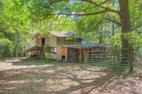 Exterior - 5630 Buck Ward Rd, Baker, FL 32531 photo 11 of 13