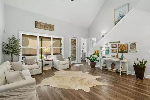 Entry Way - 46 Laurel Oaks Dr, Freeport, FL 32439 photo 1 of 7