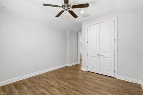 Bedroom - 46 Laurel Oaks Dr, Freeport, FL 32439 photo 9 of 9