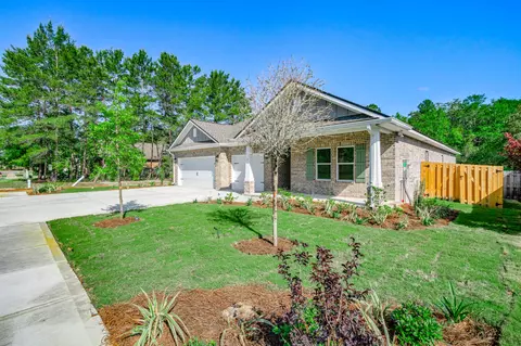 Exterior - 71 Leap Year Ln, Freeport, FL 32439 photo 11 of 21