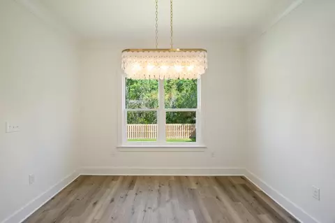 Dining - 71 Leap Year Ln, Freeport, FL 32439 photo 1 of 1
