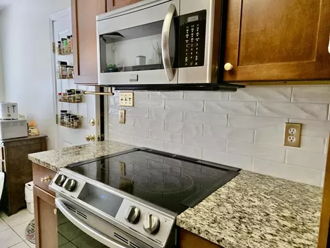 Kitchen - 2941 Mccarty Ave, Crestview, FL 32539 photo 2 of 2