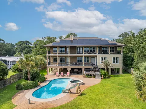 326 SE Brooks St, Fort Walton Beach, FL 32548