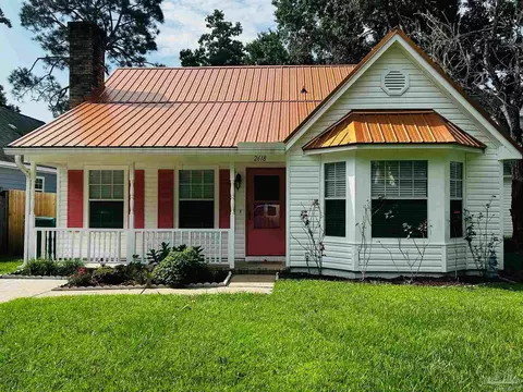 2618 N Windsor Ln, Fort Walton Beach, FL 32547