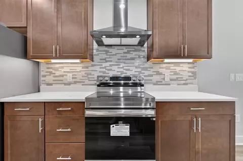 Kitchen - 4540 Hermosa Rd, Crestview, FL 32539 photo 5 of 7