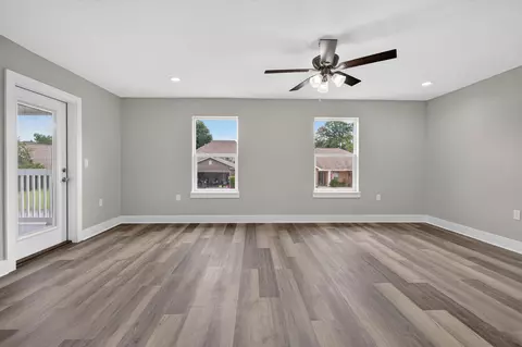 Living - 4540 Hermosa Rd, Crestview, FL 32539 photo 7 of 9
