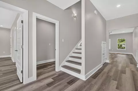 Entry Way - 4540 Hermosa Rd, Crestview, FL 32539 photo 1 of 6