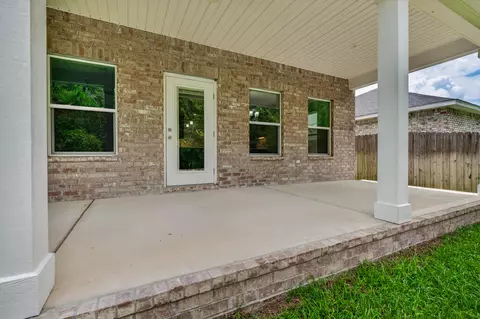 Exterior - 4540 Hermosa Rd, Crestview, FL 32539 photo 11 of 11