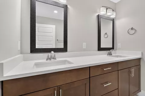 Bath - 4540 Hermosa Rd, Crestview, FL 32539 photo 10 of 12