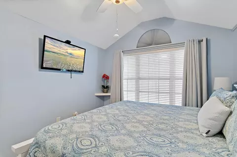 Bedroom - 362 Bay Tree Dr, Miramar Beach, FL 32550 photo 3 of 4