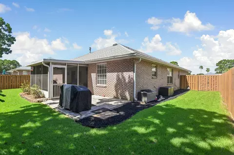 Exterior - 362 Bay Tree Dr, Miramar Beach, FL 32550 photo 6 of 8