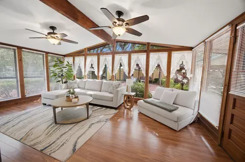 503 Sheffield Rd, Fort Walton Beach, FL 32547