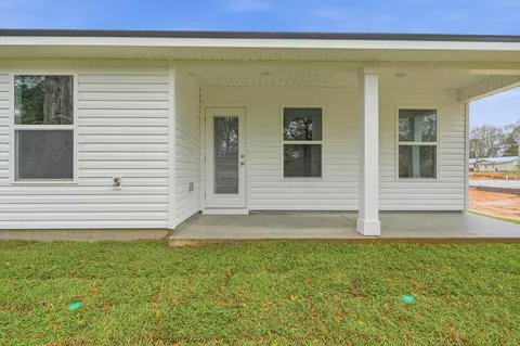 Exterior - 2942 Mccarty Ave, Crestview, FL 32539 photo 2 of 2