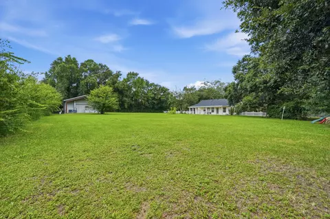Exterior - 2240 Riddle Rd, Cantonment, FL 32533 photo 10 of 12