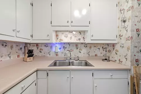 Kitchen - 2240 Riddle Rd, Cantonment, FL 32533 photo 5 of 5