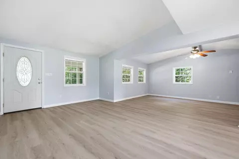 Living - 2240 Riddle Rd, Cantonment, FL 32533 photo 2 of 9