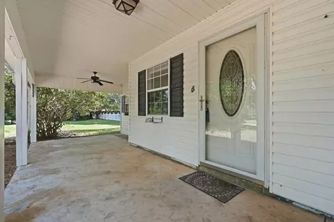 Exterior - 2240 Riddle Rd, Cantonment, FL 32533 photo 4 of 12