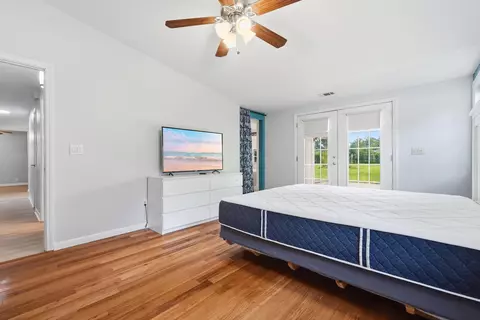 Bedroom - 2240 Riddle Rd, Cantonment, FL 32533 photo 2 of 7