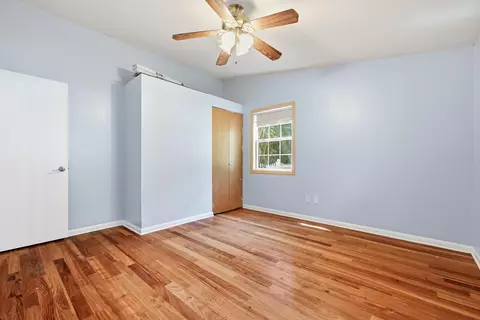 Bedroom - 2240 Riddle Rd, Cantonment, FL 32533 photo 7 of 7