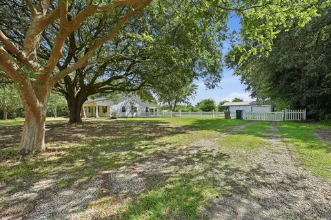 Exterior - 2240 Riddle Rd, Cantonment, FL 32533 photo 1 of 12
