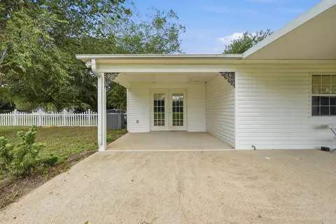 Exterior - 2240 Riddle Rd, Cantonment, FL 32533 photo 6 of 12