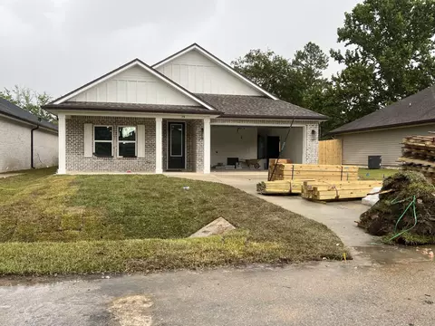 295 Howard St, Niceville, FL 32578