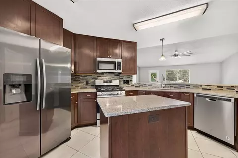 Kitchen - 5197 Whitehurst Ln, Crestview, FL 32536 photo 2 of 6