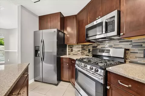 Kitchen - 5197 Whitehurst Ln, Crestview, FL 32536 photo 6 of 6