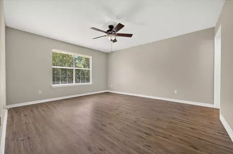 Living - 5197 Whitehurst Ln, Crestview, FL 32536 photo 6 of 7
