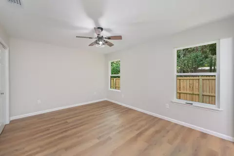 Bedroom - 399 E Railroad Ave, Crestview, FL 32539 photo 5 of 8