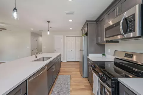 Kitchen - 399 E Railroad Ave, Crestview, FL 32539 photo 6 of 6
