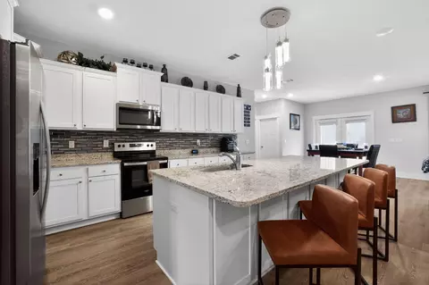 Kitchen - 2452 Dakota Way, Crestview, FL 32536 photo 1 of 2
