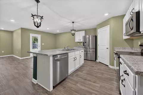 Kitchen - 3485 Sparco Dr, Crestview, FL 32539 photo 1 of 7