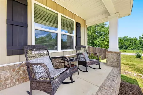 Exterior - 3485 Sparco Dr, Crestview, FL 32539 photo 3 of 8