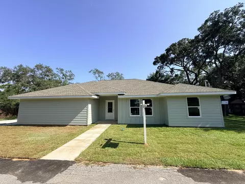 4728 Bay Breeze Dr, Gulf Breeze, FL 32563
